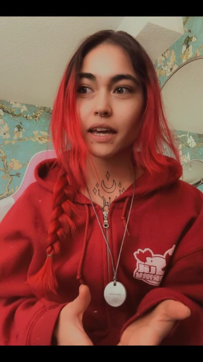 lilRavenFox: We Out Here Living