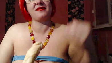 Putarankahotmilf: Fetish wigs, pakaian jalang dan bercakap kotor, fetish kaki