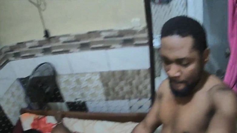 Black porn sex: Sugar padrastro folla duro a su joven esposa