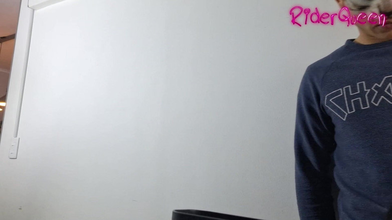 Riderqueen: Пасынок мачехи делит кровать — видео для фанатов MILF BBW