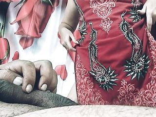 Bolly Karma: Máy bay bà già xinh đẹp đụ người lạ