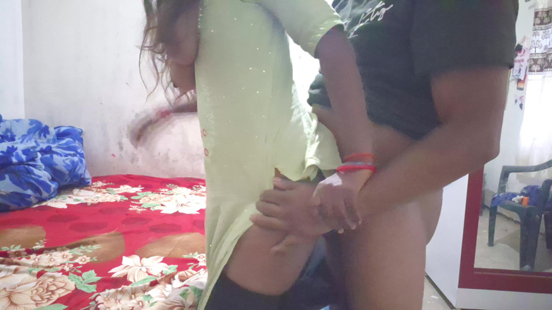 DesiBurChudai: 남편과 섹스하는 섹시한 여자