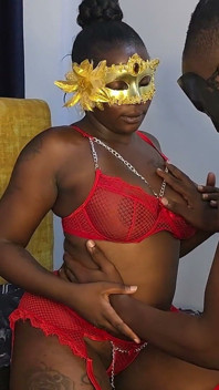 Une grosse bite m’a sauvagement sauvage