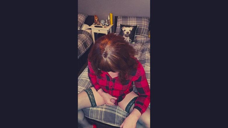 Juniperberi29: Juniper shows arse and tastes her own cum xxx