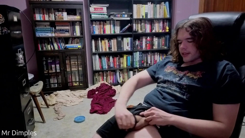 Mr Dimples: 내 구두에 들어왔어!