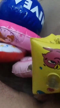 Phòng tắm với đồ bơm hơi