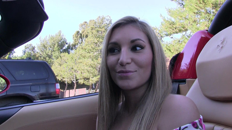 Hefburg: Španělská dívka chce všechno