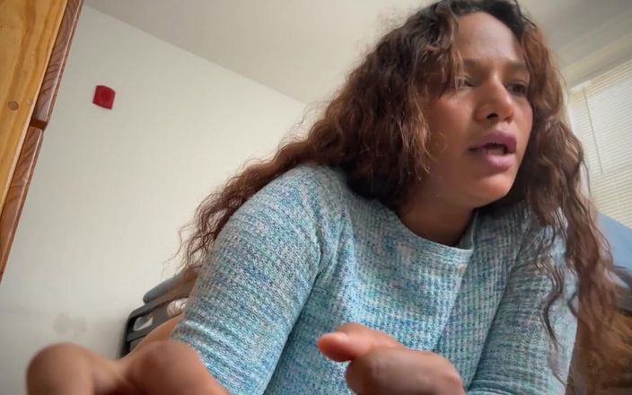 Michelle sex hard: जब आप स्ट्रीमिंग में भाग्यशाली होते हैं और चूत की चुदाई की इच्छा करते हैं
