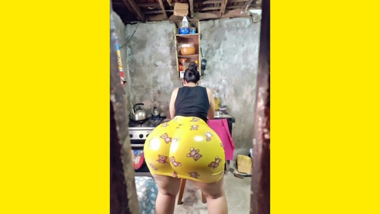 Xprohibidox1: She Dances Well Slutty with Her Yellow Skirt