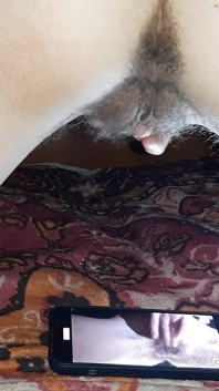 main apni premika ko porn vidiyo shoot karte dekhta hoon aur hastamaithun karta hoon