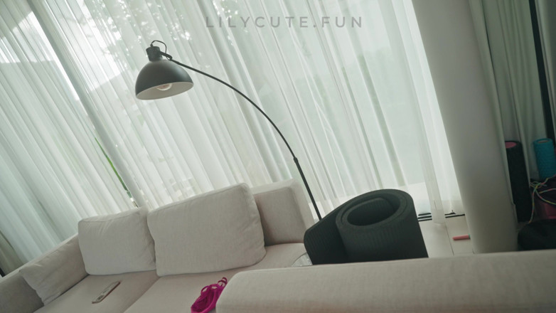 Lily Cute: Wtf Hatun Mu?! - Zengin Kaltak Evli Kadın Kocası Kredi Kartını...