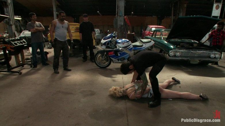 Public Disgrace by Kink: 肮脏的肮脏婊子