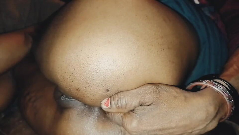 Deshi girl 9: Quand j’ai vu mon gros cul par derrière