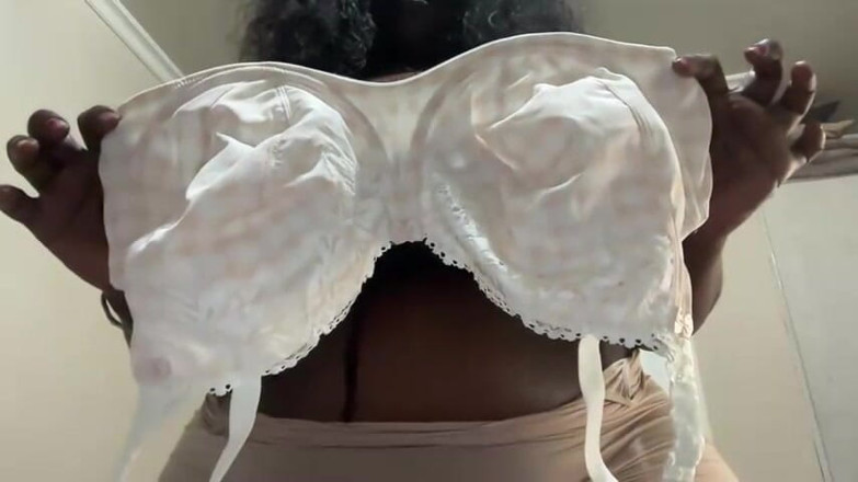Legendary Booty Overdose: Peituda gordinha gigante tetas adoração &amp;cuspindo fetiche