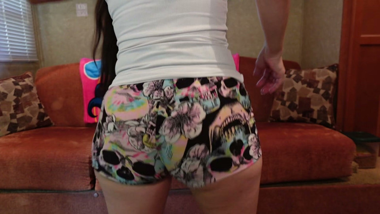 Raven Willow: My Juicy Bouncing Booty