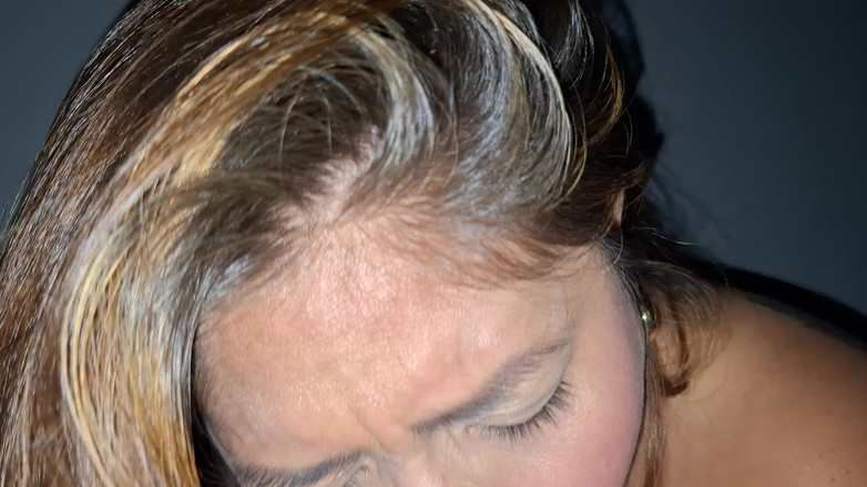 SugarPose: Blow up BBW Latina Lutscht Einen Dildo, Masturbiert Und Möpse...