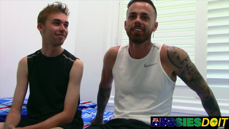 AussiesDoIt: Timmy lấy công cụ của Elijah