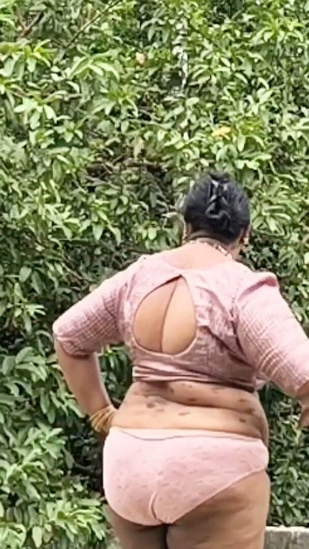 Anne Ipe: Chubby Girl in White Skirts and Pink to Getting Completely...