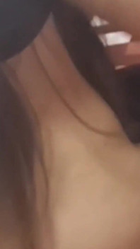 娇小的18岁拉丁女郎在一个性爱之夜被舔肛并被干 - 第2部分