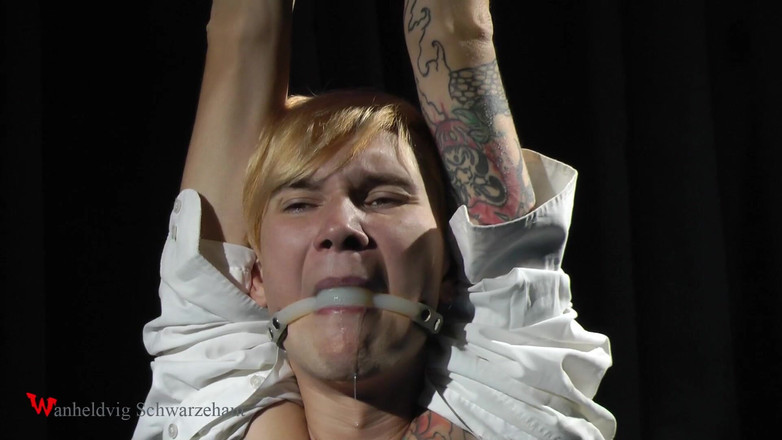 Wanheldvig: Nicky बंधी हुई और गुदगुदी