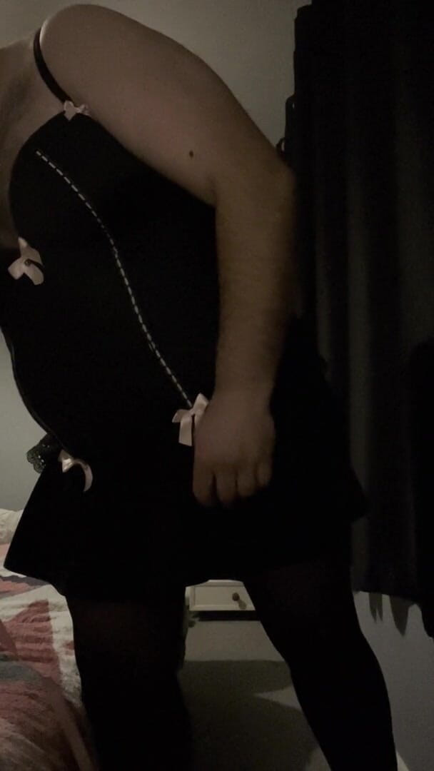 Shaun Cbt: Anální Crossdressers spoutaný penis a koule s propíchnutými bradavkami