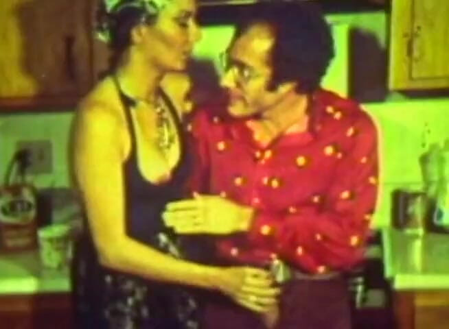 Vintage Life: Classico vintage retrò con orgia pelosa di bruna