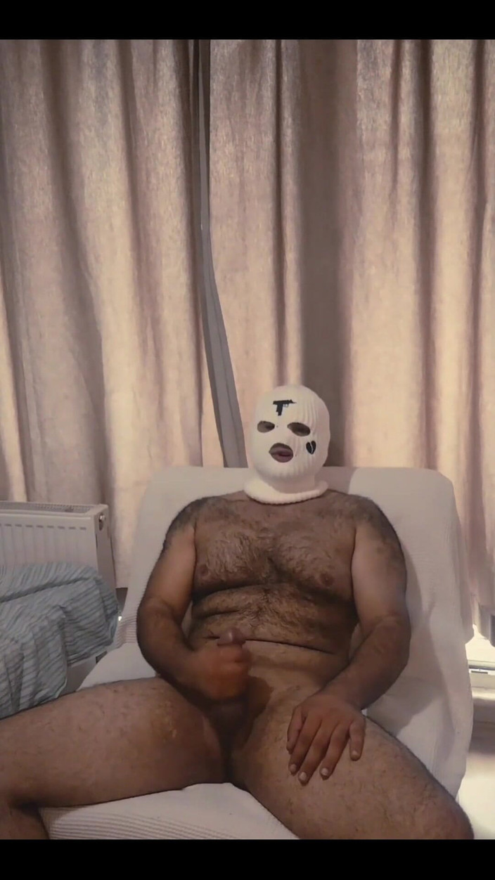 machinegunn0: Hairy Masculine Man 2 Times Cum