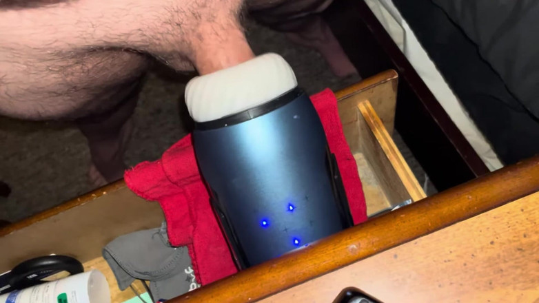 Docdoc121: Jack spielzeug abspritzen