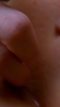 Addie Juniper - Anal Insertion 4K