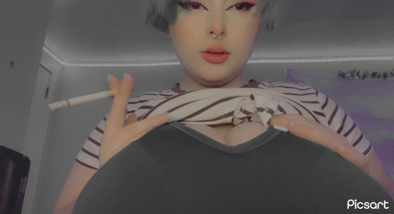 Mushroombitchx: 내가 담배를 피우는 동안 당신을 깜박임