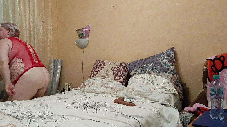 Zona901: 大きなお尻の毛深い猫のガールフレンドとオナニーのおもちゃ