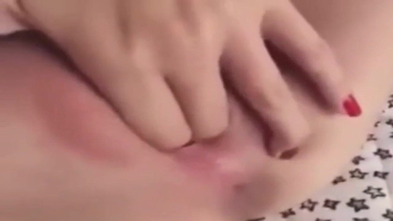 HornyLira: Ateşte çok heyecanlı olduğum ateşli anlarda evde yalnızım omg