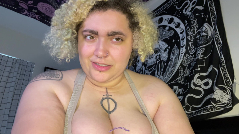 Hex Crimson: Tenga yumurtasıyla kendimi sikiyorum