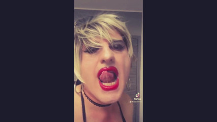 Asija-Robins: Asija Robins sexy