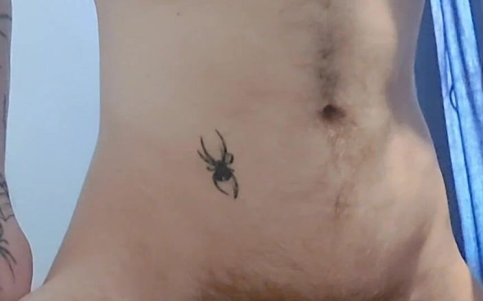 Tattoed Alex: Coli sambil ngocok kontolku