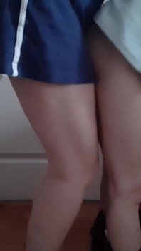 Třesu a šukám svou ženu zezadu lahví