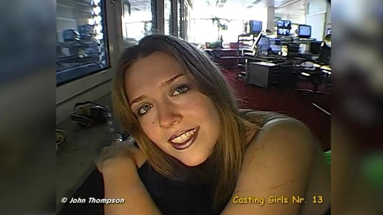 Casting GIRLS AND FIRST PORNO: 初めてのイカケ、この大きな胸のベイブ・ジョン・トンプソンのために