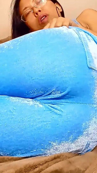Il Mio Perfetto Culo Coperto Di Velour Asiatico Ti Rende Debole - Velour Costume Provocante! Volume 3