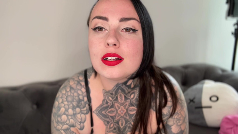 Miss Valentina: Cuckold ke Fag