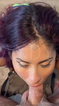 POV: Eu implorei ao meu vizinho por backshots duros na minha bunda tatuada
