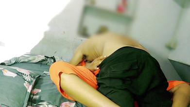 Rakul008: Pasangan India desi panas dan sensual berkongkek