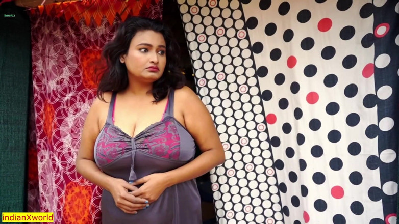 Indian Xshot: Băiat indian din sat care face livrări la domiciliu futând țâțe...