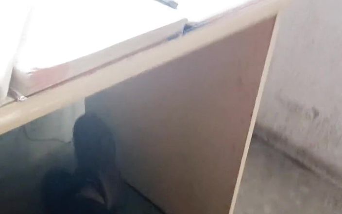 213san: Aku lagi kerja di kantor dan temanku baru aja bikin...