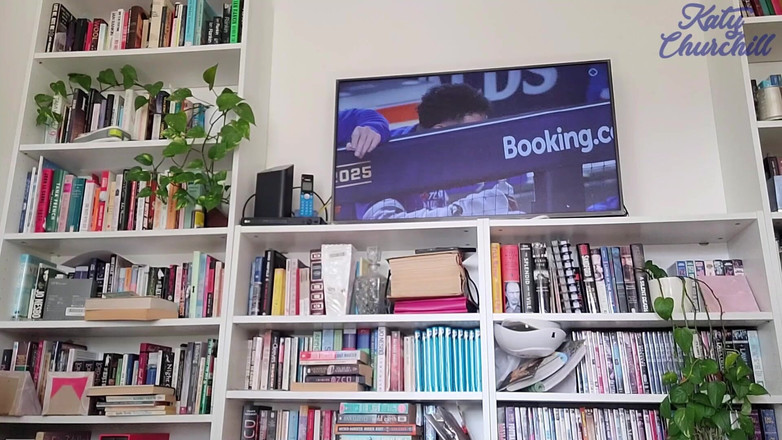 Katy Churchill: Beyzbol oyunu yüze oturma