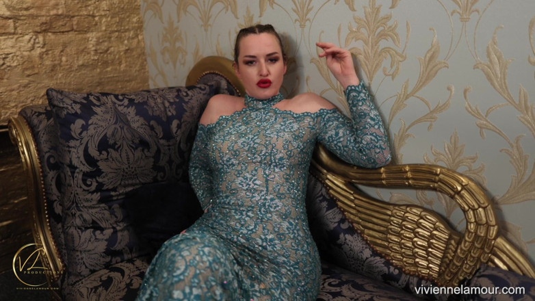 Vivienne l'Amour: Vivienne l'amour - bạn có thể làm gì cho tôi nô...