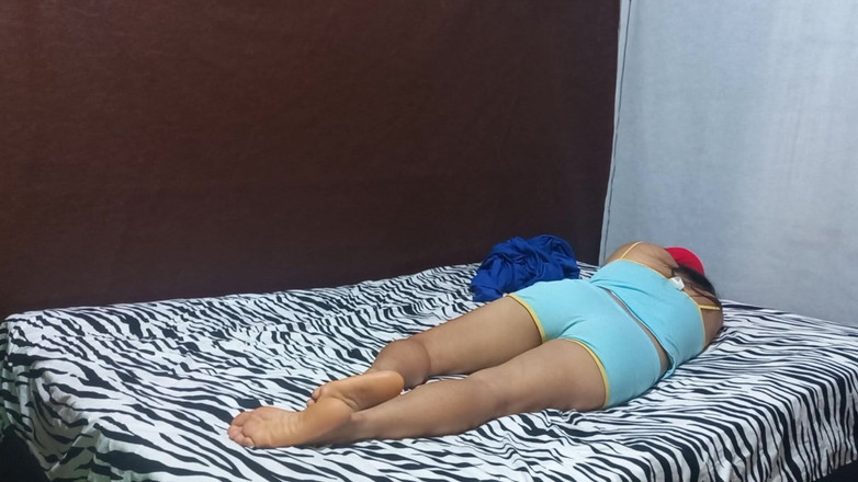 Martin13: Coppia irrequieta! Qualcun altro è nella stanza e ci sta facendo...