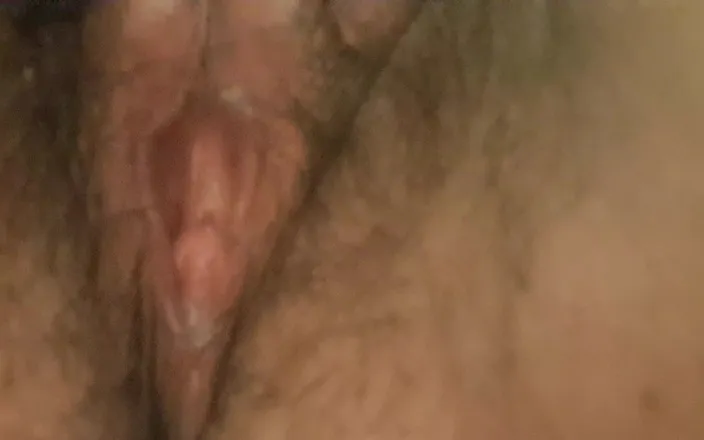 Mommy big hairy pussy: Hairy Vagina of Mature MILF Close up