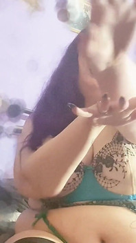 Sharp Nail Worship