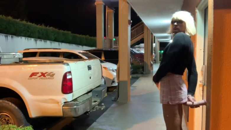 CindieLove: Toàn bộ chiều dài Trung tâm thành phố, Drive-thru, Rủi...