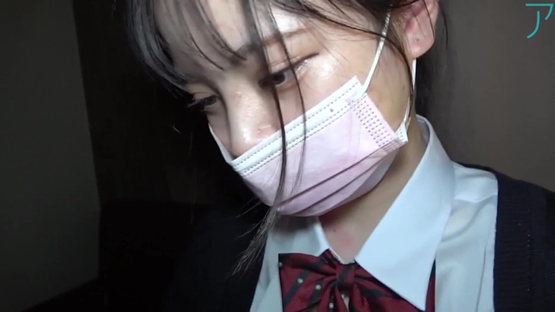 Asians in love: College in uniforme lori sborrata dentro